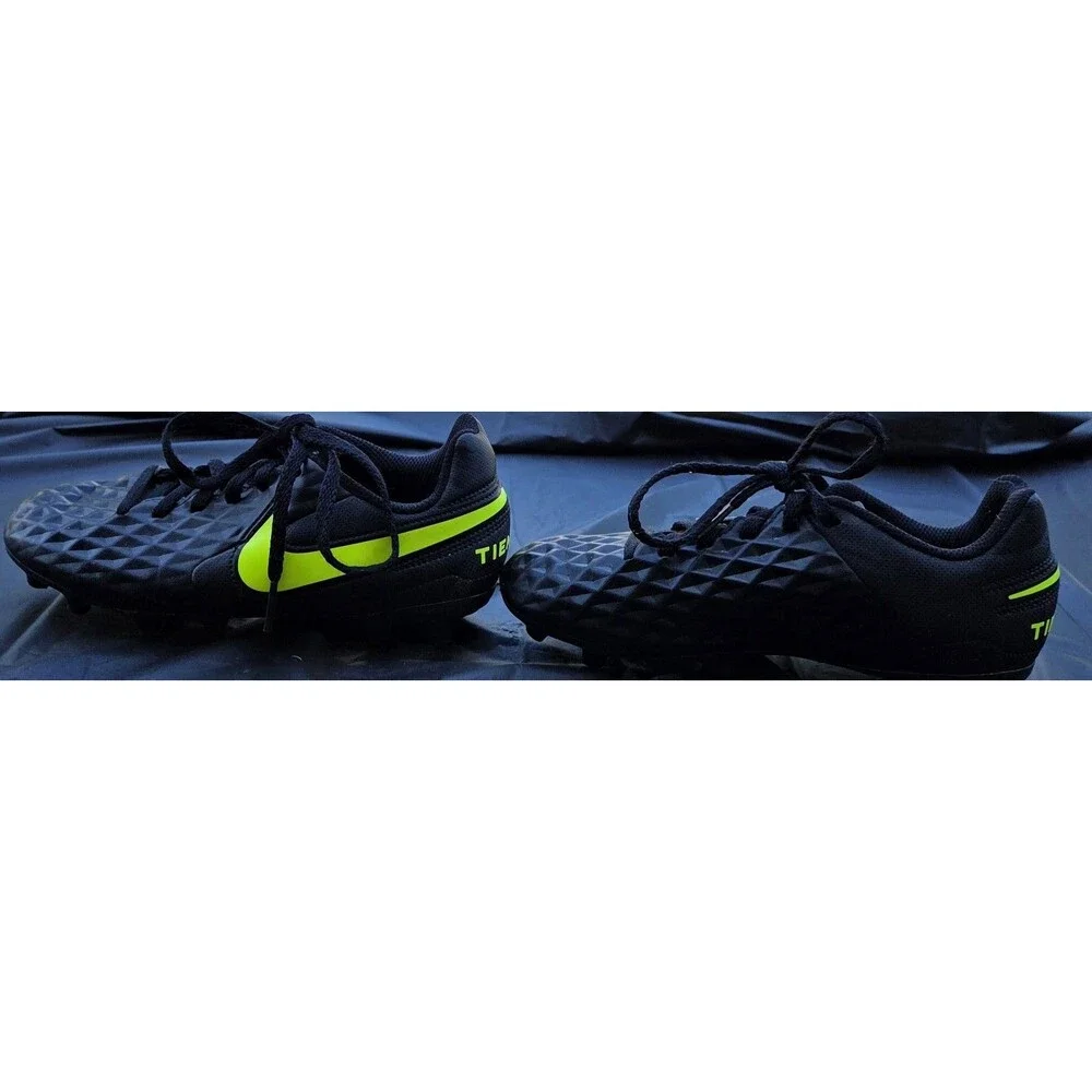 Nike Tiempo Legend 8 Club Black Volt Soccer Cleats AT5881-010 Youth Size 1.5Y